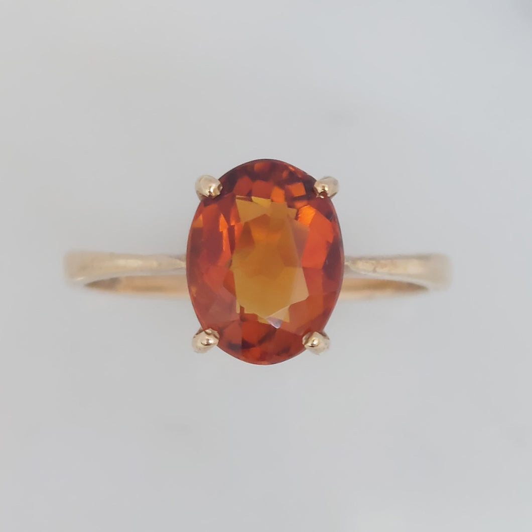 Madeira Citrine Solitaire Vintage Ring in 9ct Yellow Gold