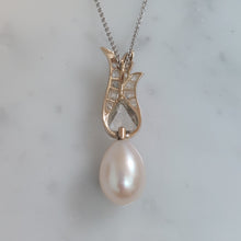 Load image into Gallery viewer, Rose Cut Diamond and Pearl Vintage Pendant Necklace
