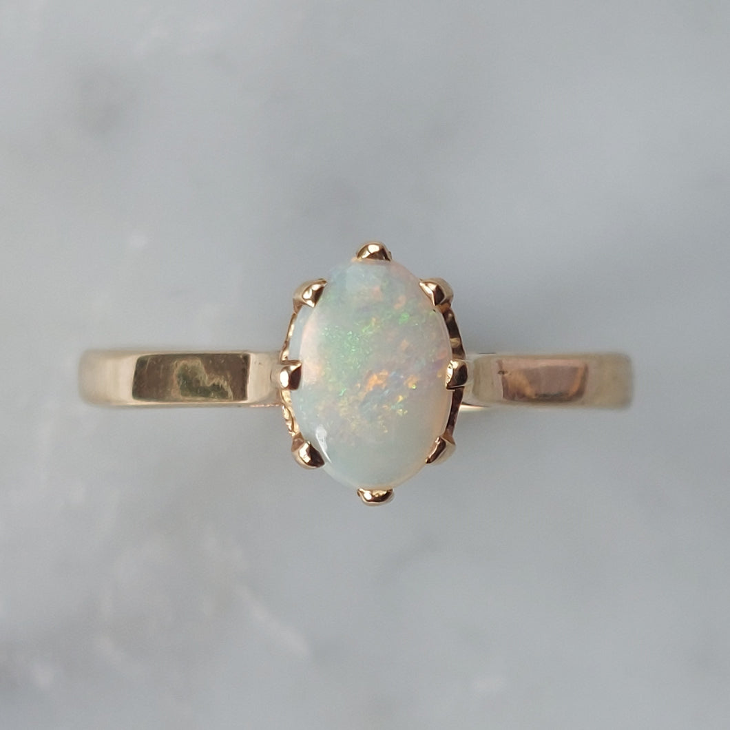 Vintage 0.40ct Opal Solitaire Ring in 9ct Gold
