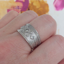 Load image into Gallery viewer, Vintage Byzantine 0.35ct Diamond Set 18ct Gold Wide Band Ring
