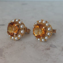Load image into Gallery viewer, Vintage Citrine and Pearl Cluster Stud Earring in 9ct Yellow Gold
