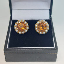 Load image into Gallery viewer, Vintage Citrine and Pearl Cluster Stud Earring in 9ct Yellow Gold
