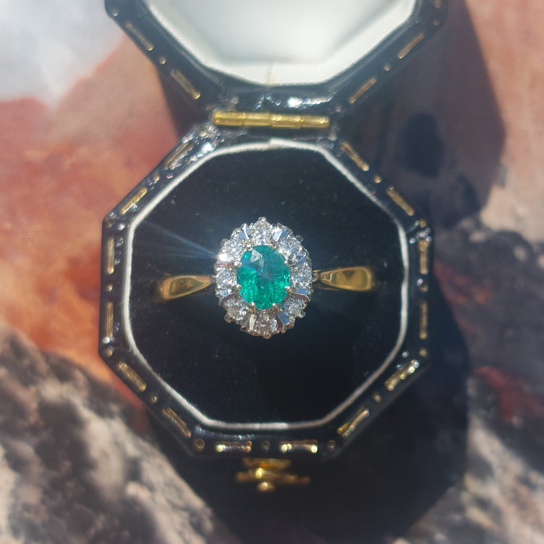 Vintage Oval Emerald and Diamond Cluster Ring in 18ct Yellow Gold