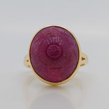 Load image into Gallery viewer, Carved Cabochon Ruby 18ct Gold Ring

