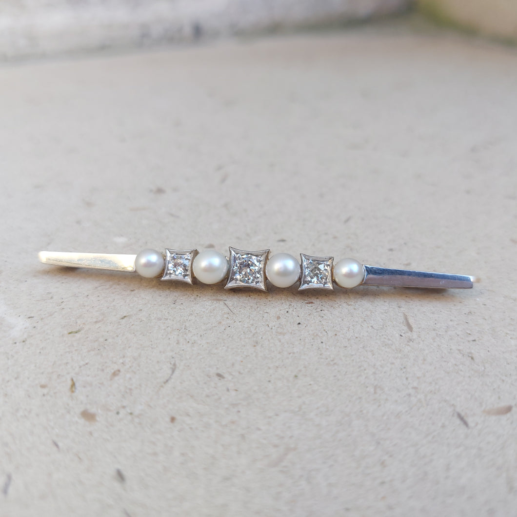 Early Art Deco Antique 1.10ct Old Cut Diamond and Pearl Bar Brooch