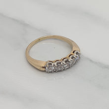 Load image into Gallery viewer, Vintage Five Stone 0.50ct Diamond 14ct Gold Ring
